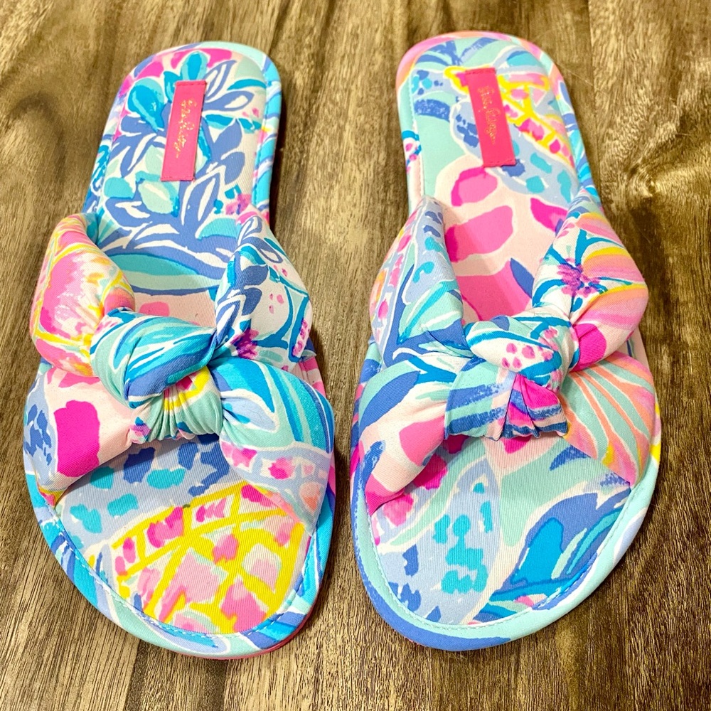 NWOT Lilly Pulitzer 7/8 (S/M) Slippers